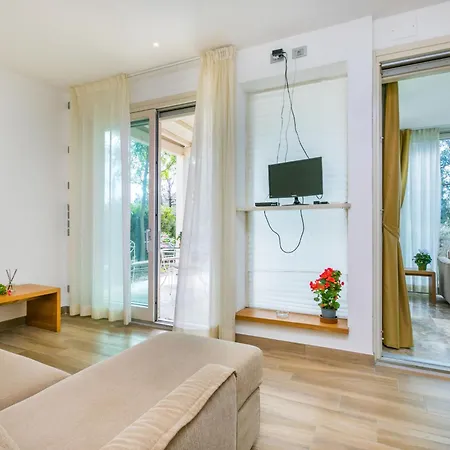 Di Toscana Holidays By Interhome * Collemezzano
